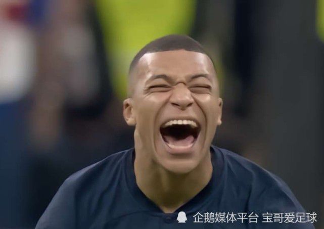 当杜海清听到那首歌的时候，她的情绪再度崩溃，一个人捂着脸，在电视机前哭的死去活来。
